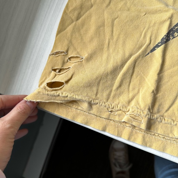 Lulusimonstudio women’s T-shirt. Size small. - Picture 4 of 6